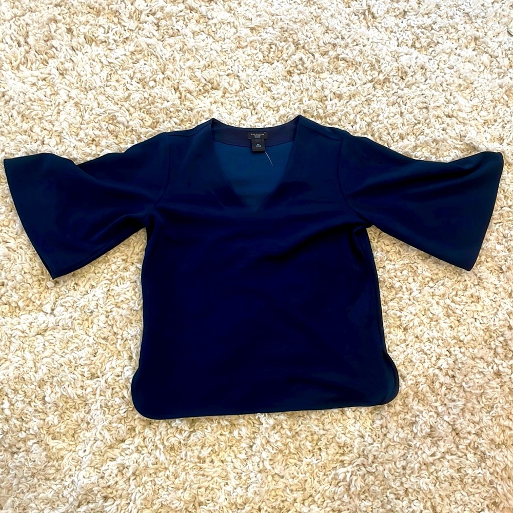 Beautiful Ann Taylor Navy Top